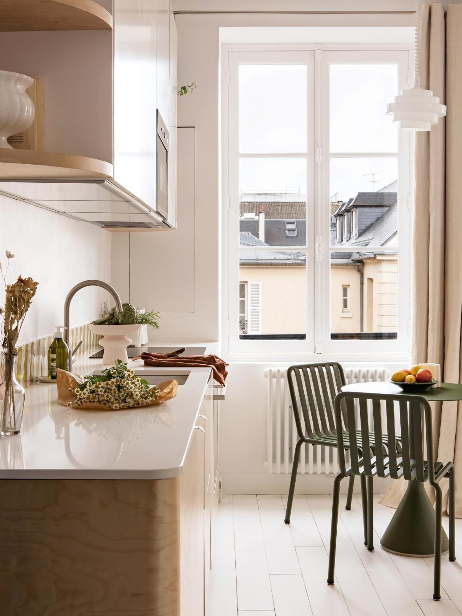 Superbe Appartement Design Au Coeur De Versailles, Tout A Pied Luaran gambar
